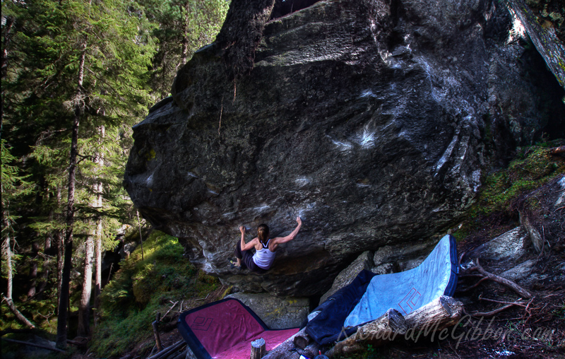 Barbara Zangerl, Pura Vida, 8a+/8b, Magic Wood, Switzerland