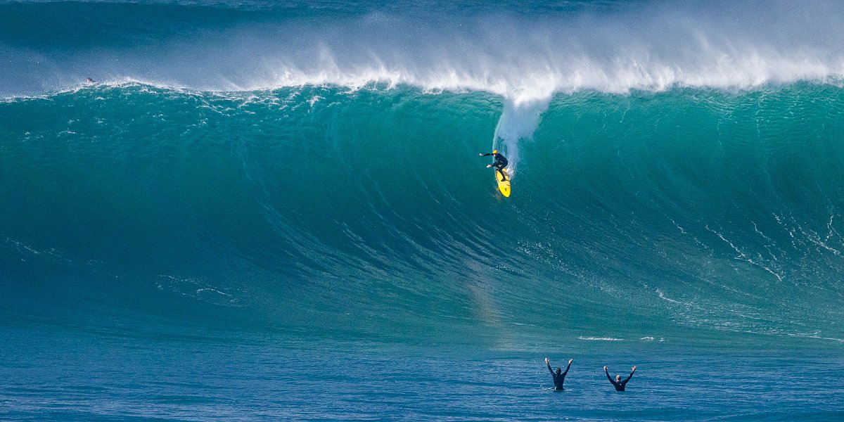 RMcGibbon_Surfing_180425_5230.jpg