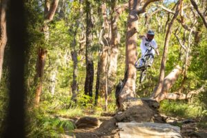 Mountain biker riding at Oxford Falls, Sydney – 210124_5002
