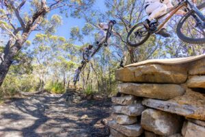 Mountain biker riding at Oxford Falls, Sydney – 210124_5007