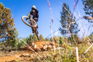 Mountain biker racing at the Gravity State Series Mount Borah enduro 2024 – NSWGSSMTBOR-24-5267